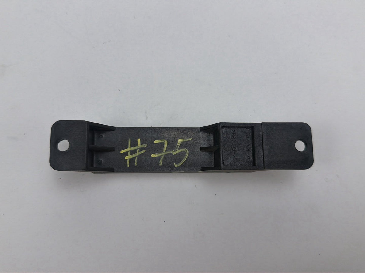2011-2013 Dodge Durango Rear Left Keyless Entry Antenna Module 04742296AA OEM