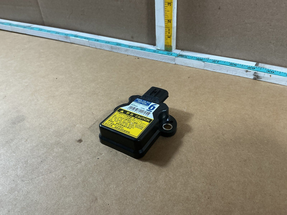 2010-2015 Toyota Prius Yaw Rate Sensor Control Module 89183-48030 OEM