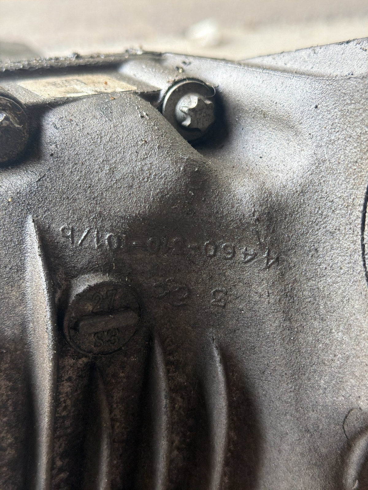 2011-2015 Jeep Grand Cherokee 3.6L 168K Front Differential Axle Carrier OEM