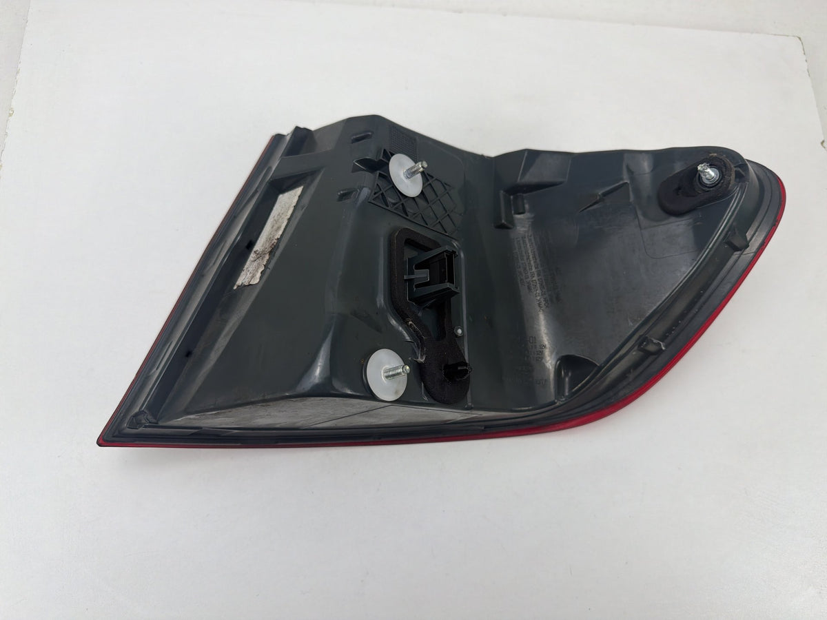 2011-2013 BMW 550i xDrive Rear Left Driver Side Outer Tail Light 173462-01 OEM
