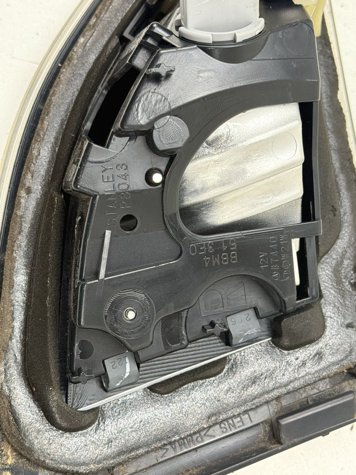 2010-2012 Mazda 3 Rear Left Driver Side Inner Tail Light P8043R OEM