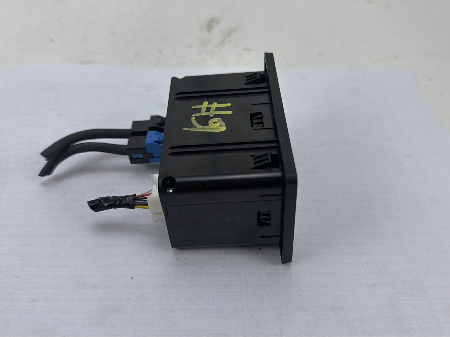 2014-2020 Infiniti Q50 V37 Center Console AUX USB Jack Navigation Map Card Reader
