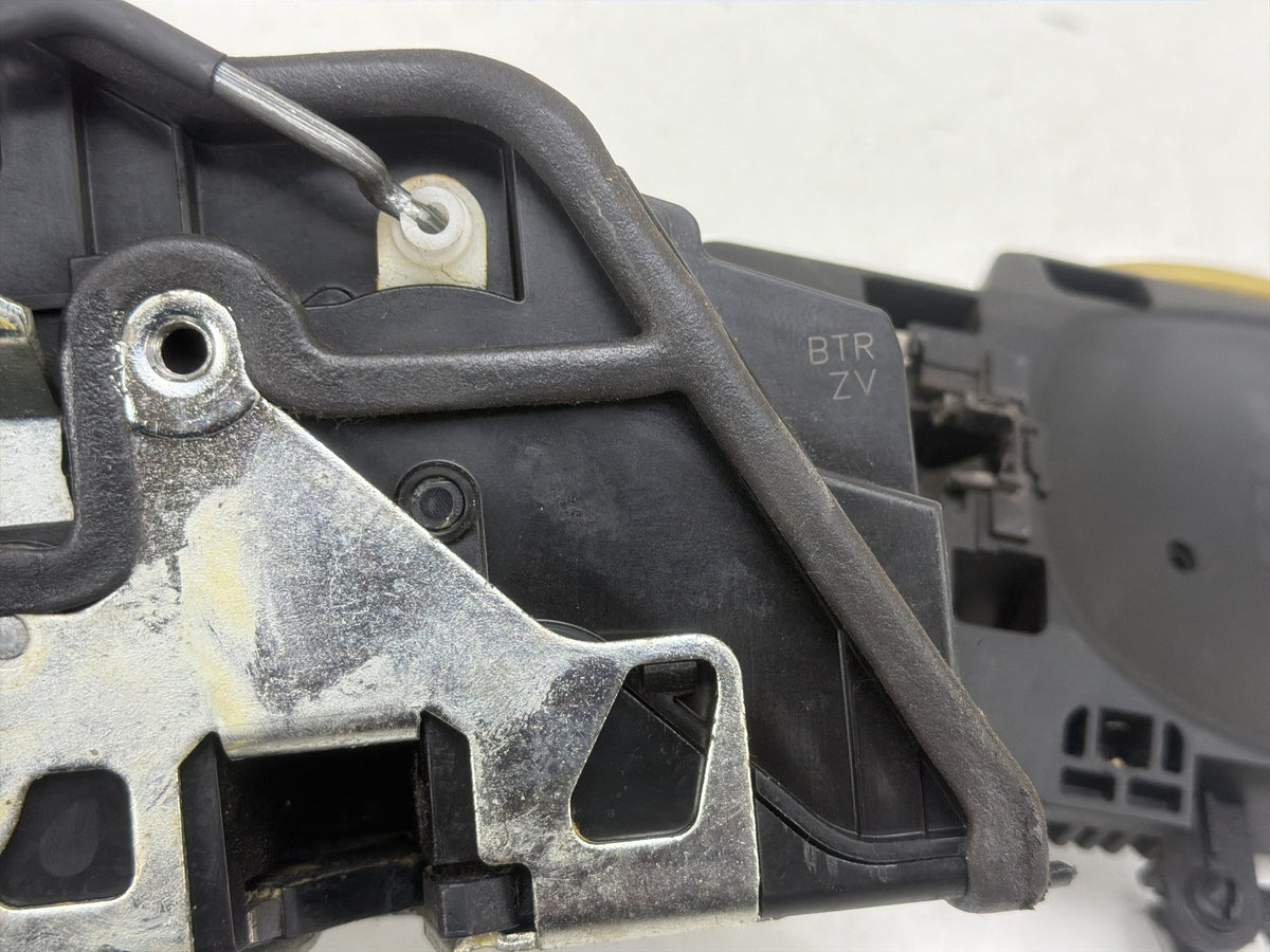 2007-2013 BMW X5 Front Right Passenger Side Door Lock Actuator Latch Carrier OEM
