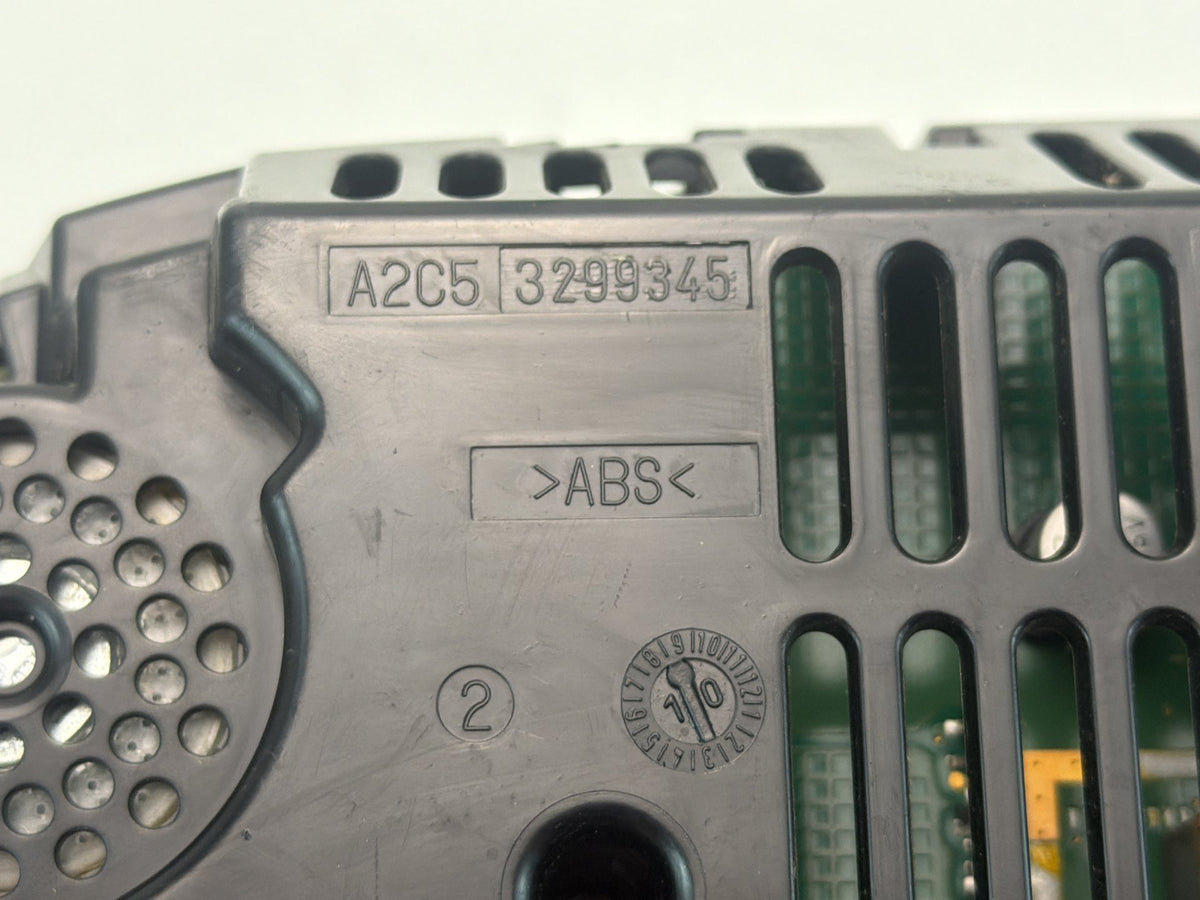 2010-2013 Mercedes-Benz W207 E350-Instrument Cluster Speedometer A2129004209 OEM
