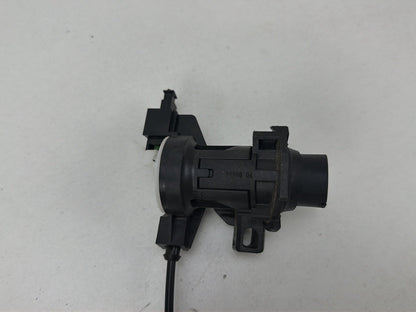 2010-2014 Mercedes-Benz E-Class-Rear Release Lock Latch Handle A2047500195 OEM