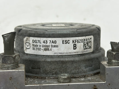 2018-2019 Toyota Yaris - Anti-Lock Brake Pump Module DG7L 43 7A0 OEM