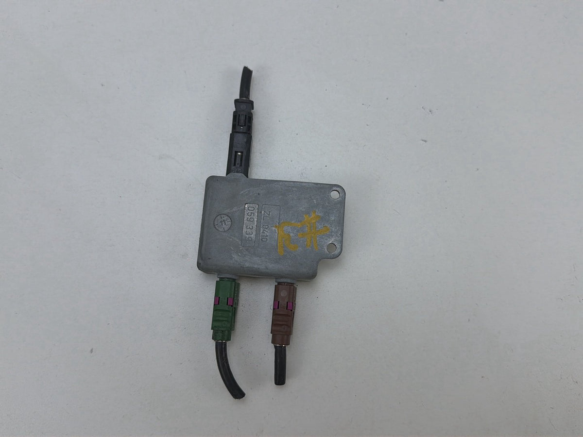 2007-2013 Mercedes-Benz S-Class W221 Antenna Amplifier AMP Splitter Module OEM