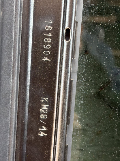 2014-2017 Maserati Ghibli Sun Roof Sunroof Window Glass 1618904 OEM