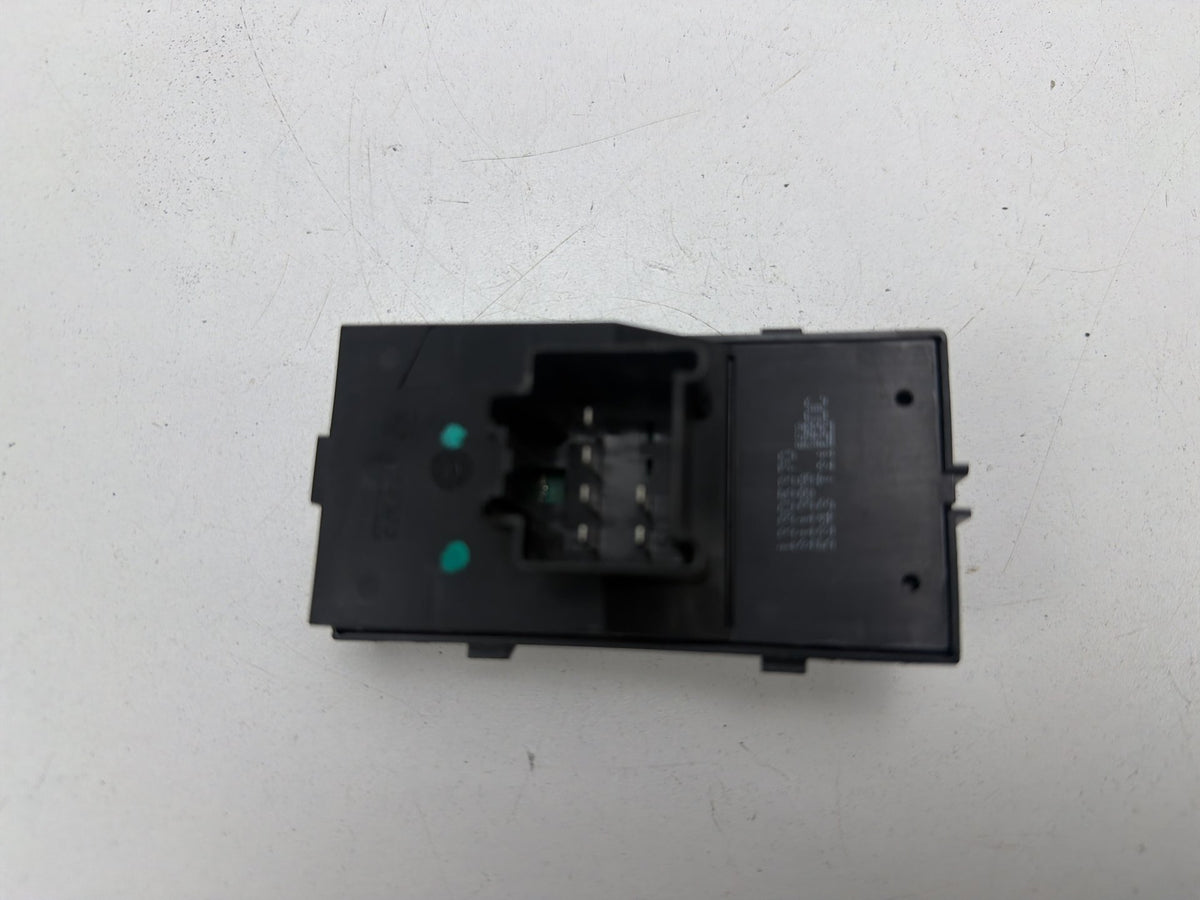 2011-2016 Chevrolet Cruze Front Right Window Control Switch Button 13305370 OEM