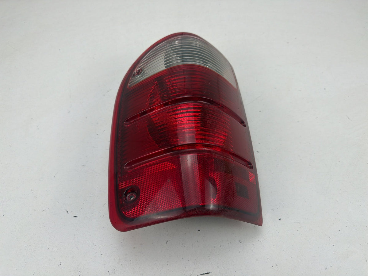 2001-2005 Ford Ranger Rear Right Passenger Side Tail Light ASY1L5X-13B505-B OEM