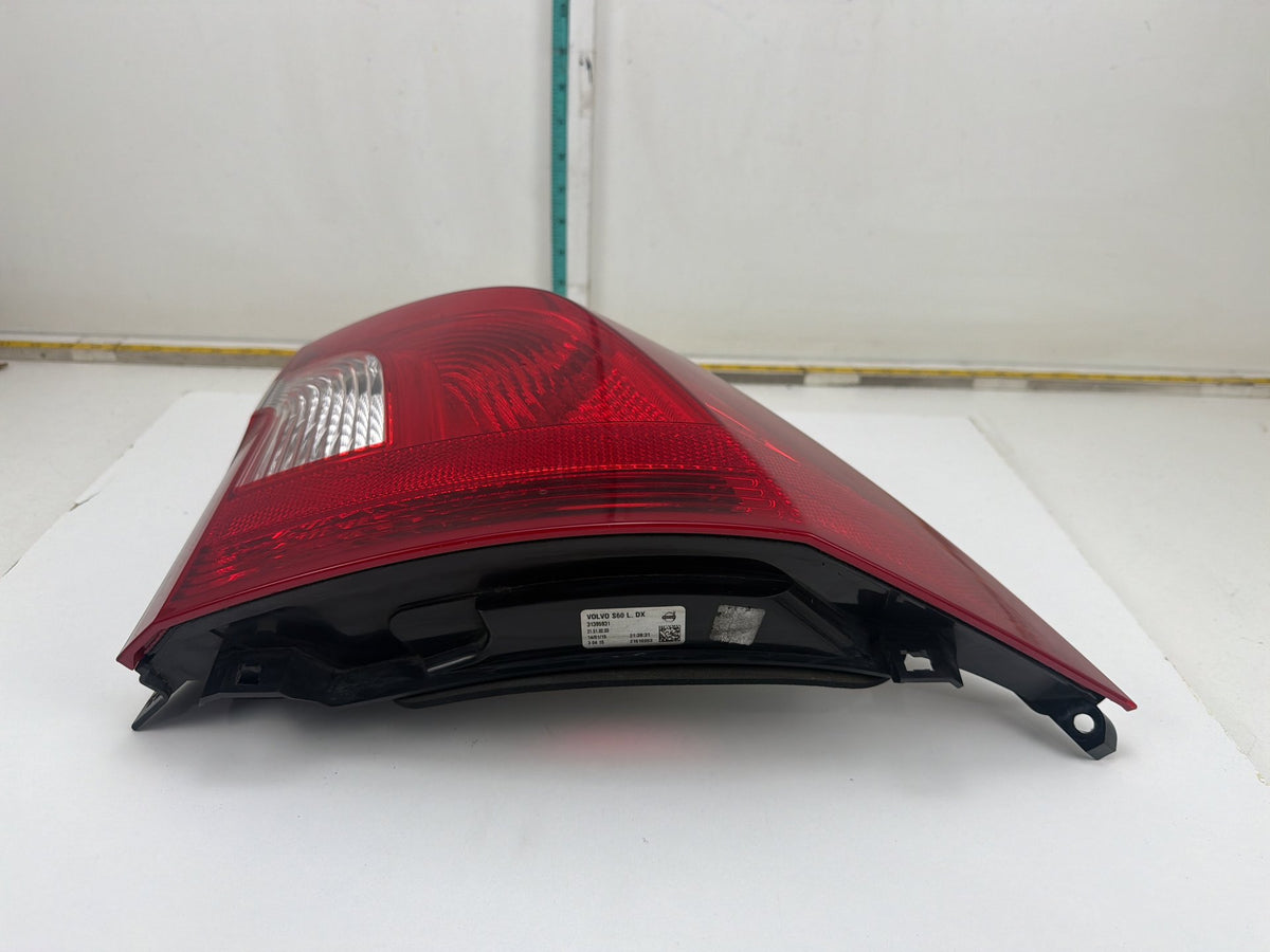 2011-2018 Volvo S60 Rear Right Passenger Side Outer Tail Light 31395931 OEM
