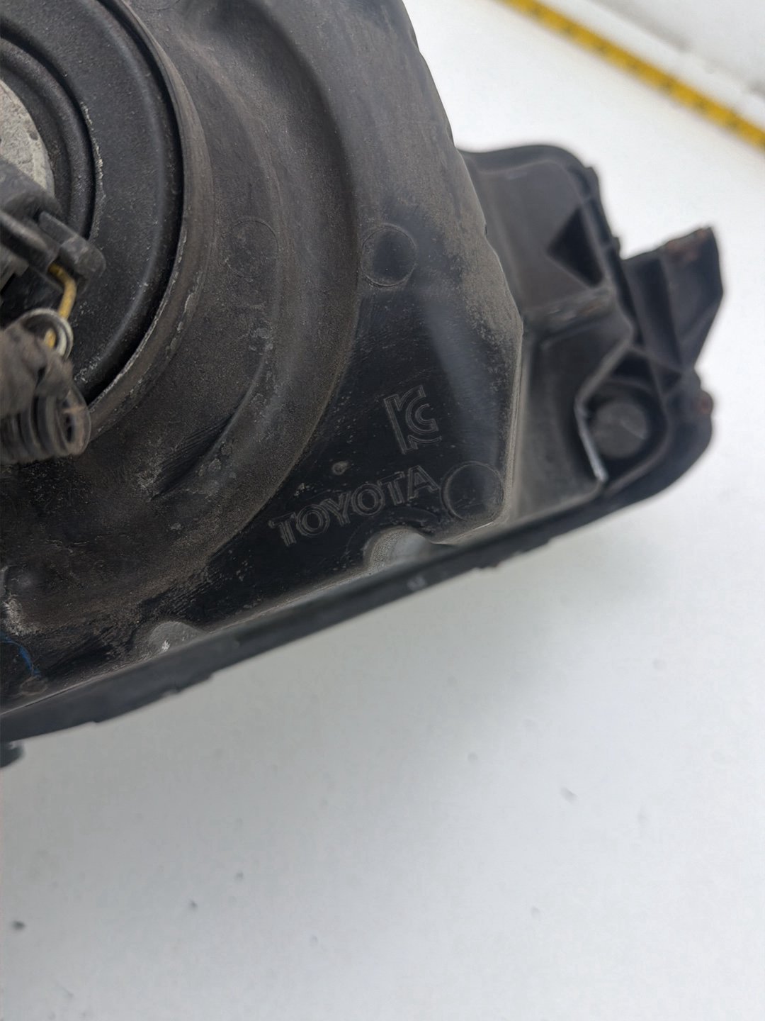 2015-2017 Toyota Camry XV50 - Front Left Driver Side Headlight OEM