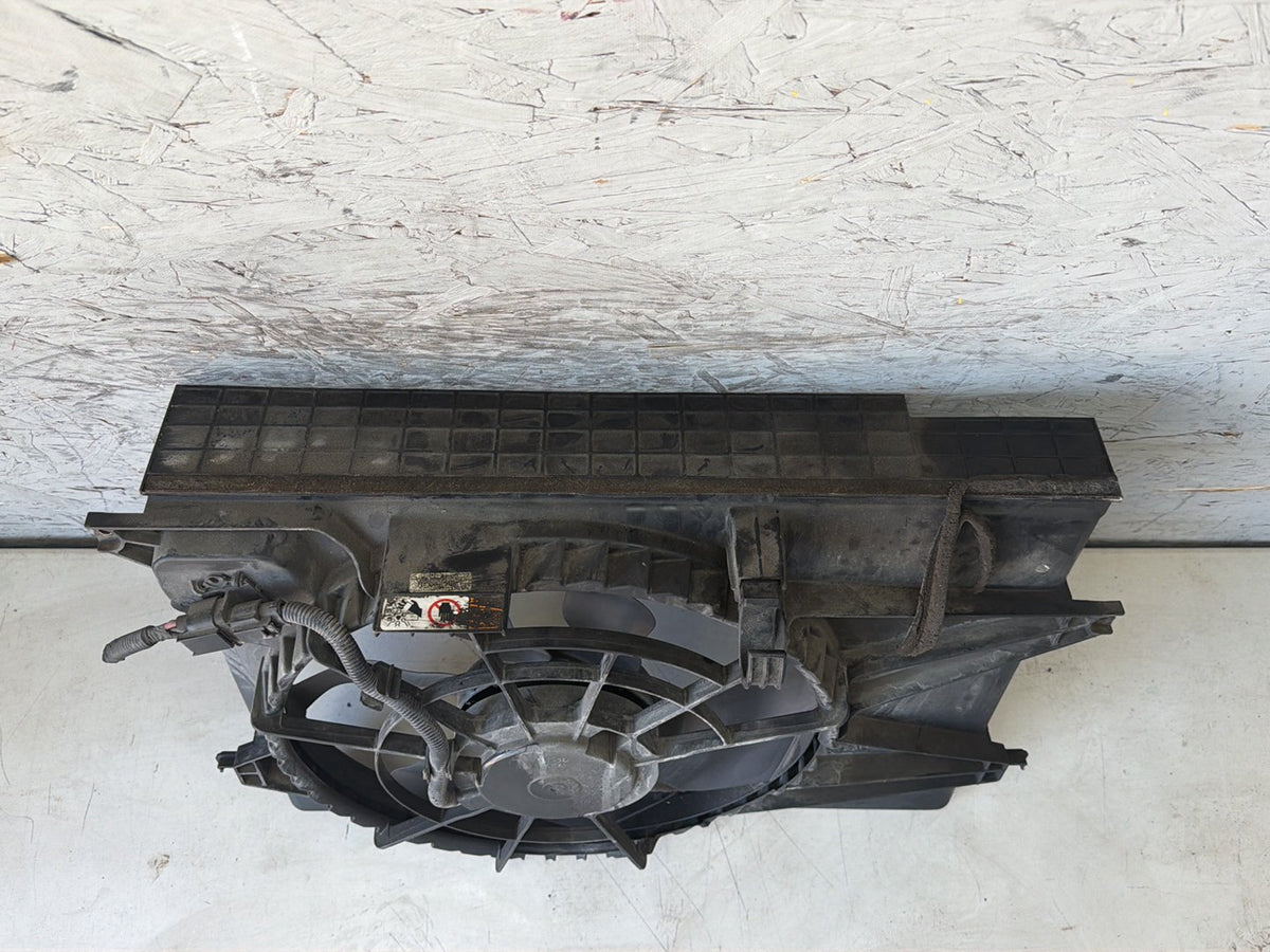 2015-2021 Kia Sedona Radiator Condenser Cooling Fan Assembly 25380-A9000 OEM