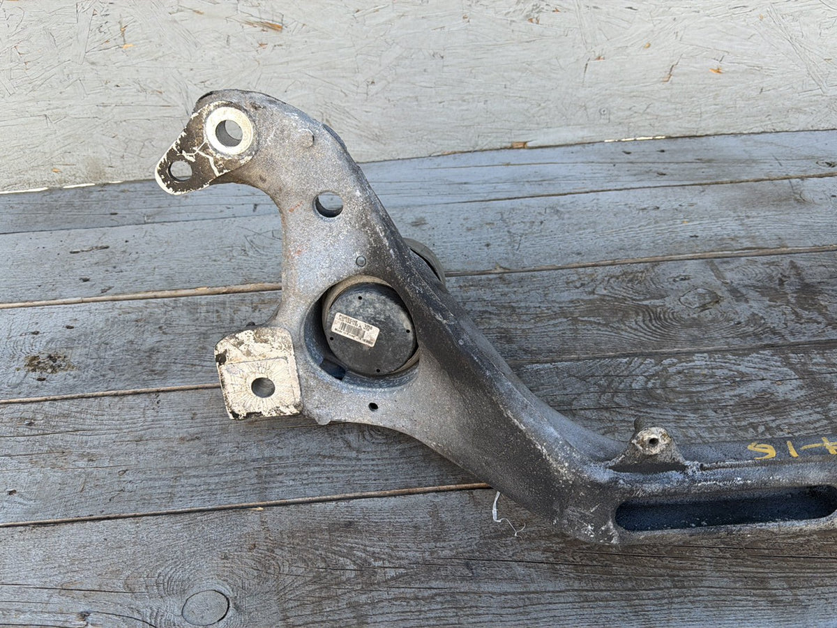 2003-2006 Porsche Cayenne Engine Support Mount Frame Crossmembers 7L0199207 OEM