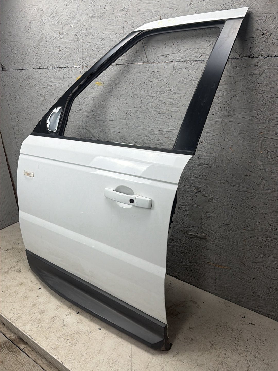 2010-2013 Land Rover Range Rover Sport Left Front Driver Side Door Shell OEM