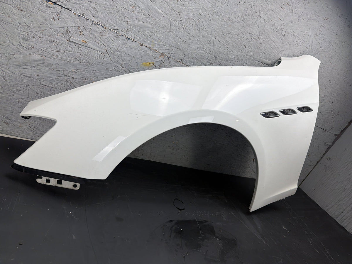 2014-2017 Maserati Ghibli Front Left Driver Side Fender Panel 670008304 OEM