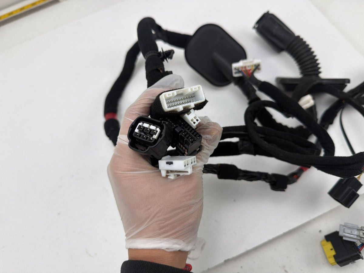 2014-2016 Kia Cadenza Front Right Passenger Side Door Wiring Harness OEM