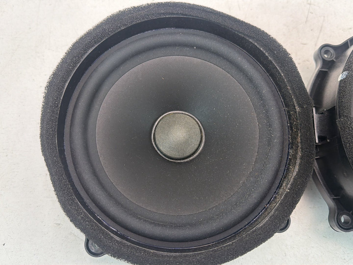 2010-2013 Land Rover Range Rover Rear Lh & Rh Door Speakers BH22-18808-EA OEM