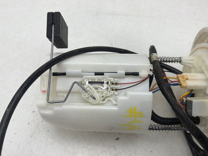 2017-2020 Toyota Sienna L30 3.5L In-Tank Fuel Pump Assembly KA292200-5040 OEM