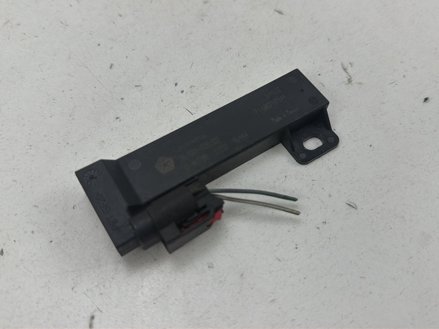 2014-2017 Maserati Ghibli Rear Passive Keyless Entry Antenna Module OEM