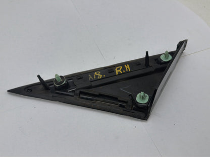 2010-2016 Cadillac SRX Front Right Side Fender Corner Cover Molding OEM