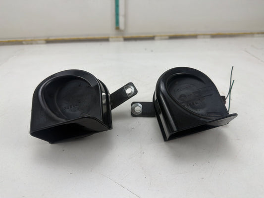 2013-2018 Nissan Altima High Low Tone Dual Snail Horn Set E358943 OEM