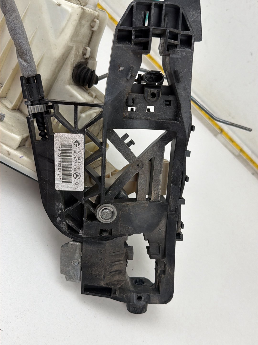 2007-2013 Mercedes-Benz S-Class W221-Rear Left Side Door Lock Latch Actuator OEM