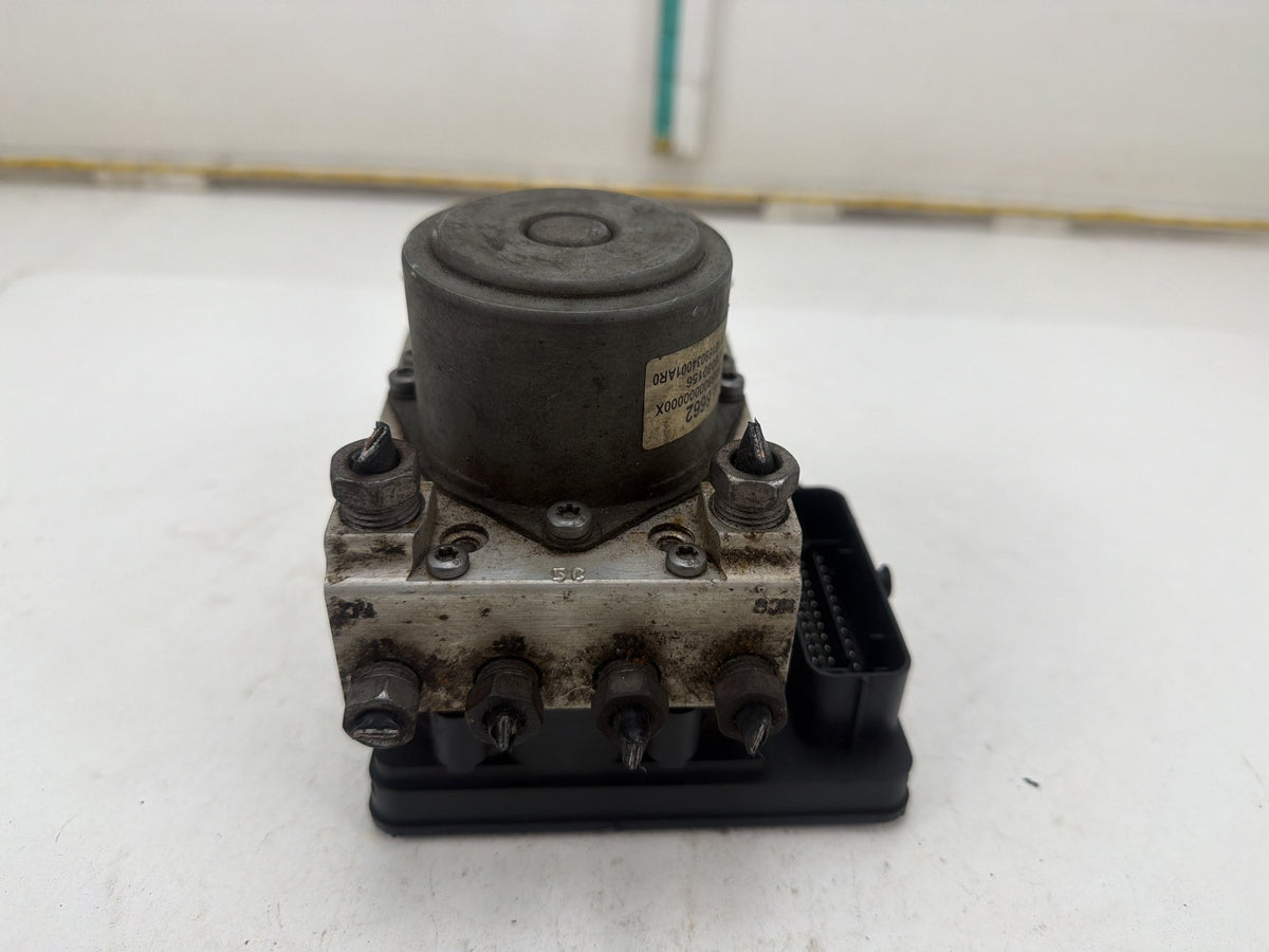 2018 Chevrolet Express 2500 ABS Anti Lock Brake Pump 84328663 OEM
