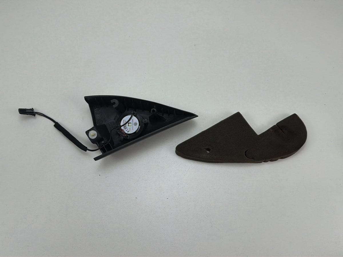 2013-2017 Volkswagen Tiguan Left Front Door Trim Speaker Pod 5N0035412A OEM