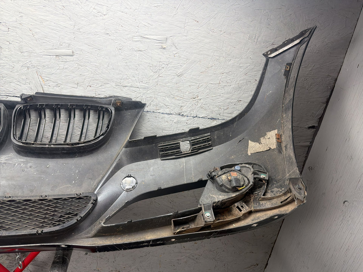 2009-2011 BMW 335i xDrive Front Bumper Cover Assembly W/Grilles Foglights OEM