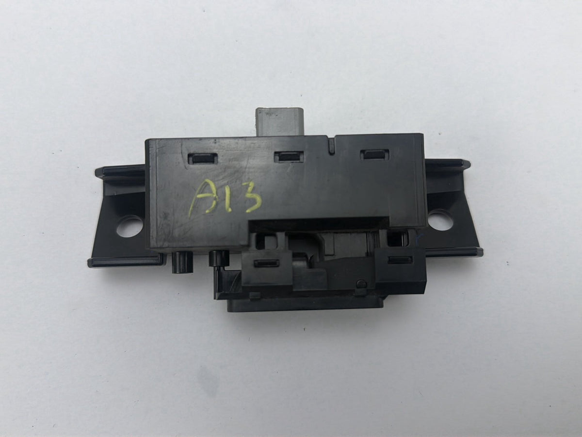 2011-2017 Honda Odyssey Rear Right Sliding Door Power Window Switch OEM
