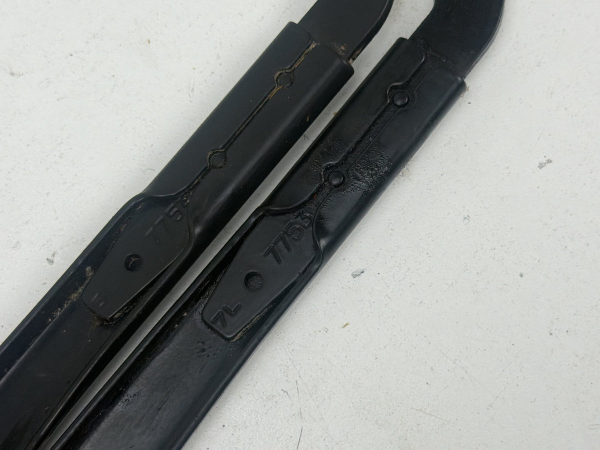2010-2016 Buick LaCrosse Front Left & Right Windshield Wiper Arm Set of 2 OEM