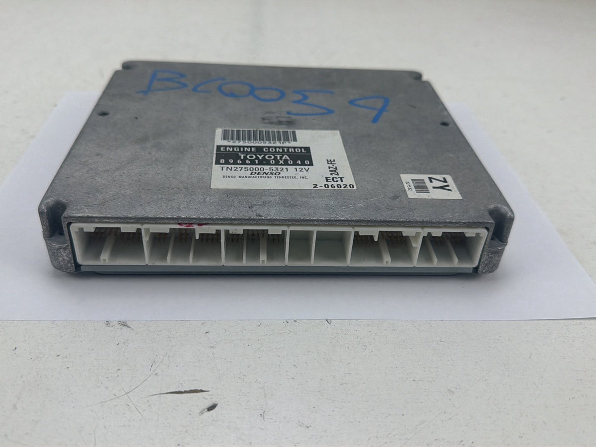 2002-2003 Toyota Camry - Engine Computer Control Module 89661-0X040 OEM
