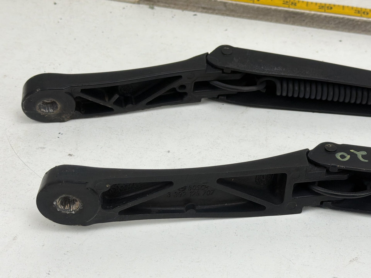 2009-2017 Audi Q5 Front Left & Right Side Windshield Wiper Arm Set of 2 OEM