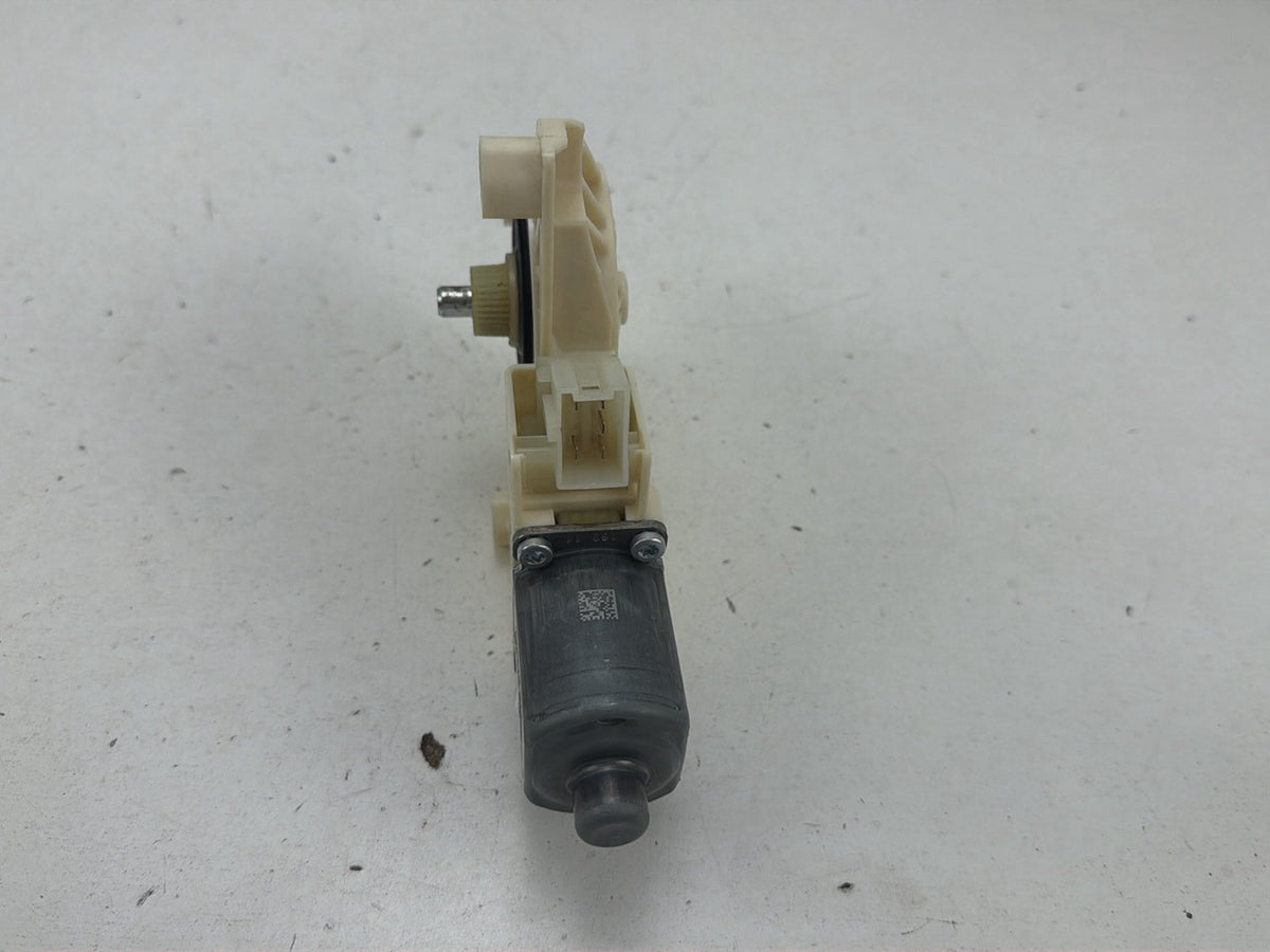 2010-2016 Mercedes E350 Front Right Door Window Regulator Motor A2048200242 OEM