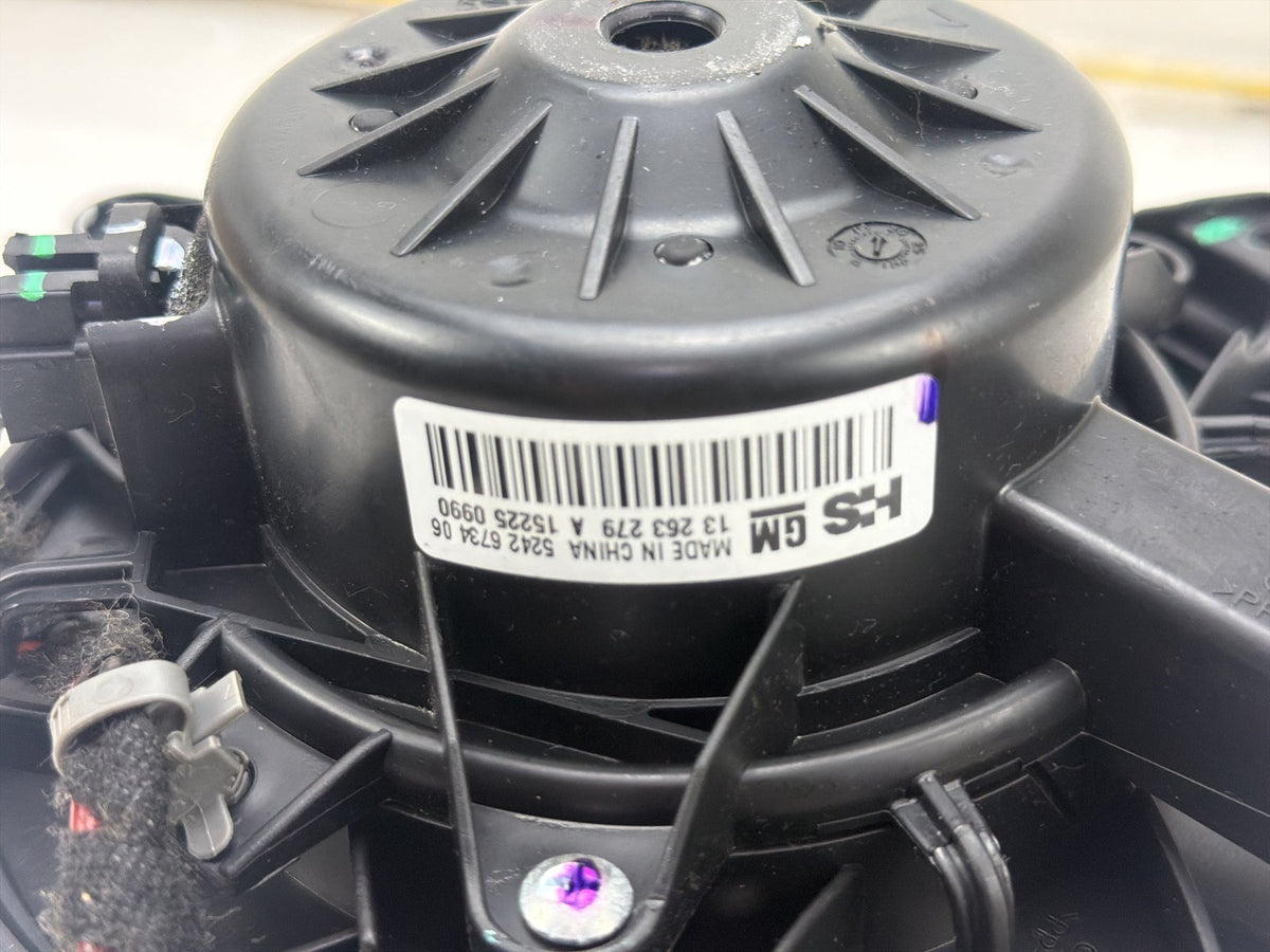 2011-2016 Chevrolet Cruze HVAC Heater Blower Motor Fan Assembly 13263279 OEM