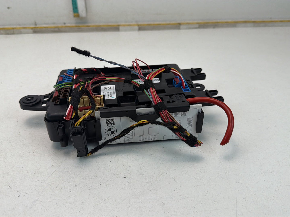 2014-2016 BMW 228i F22 Rear Power Distribution Block Fuse Relay Box OEM