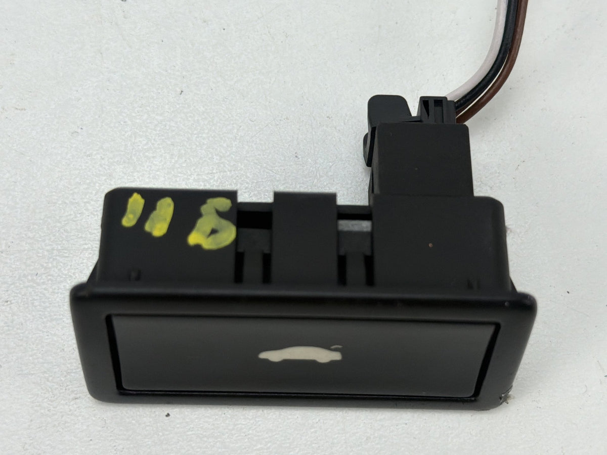 2012-2018 Audi A7 4G Rear Tailgate Boot Lid Control Lock Close Switch Button OEM