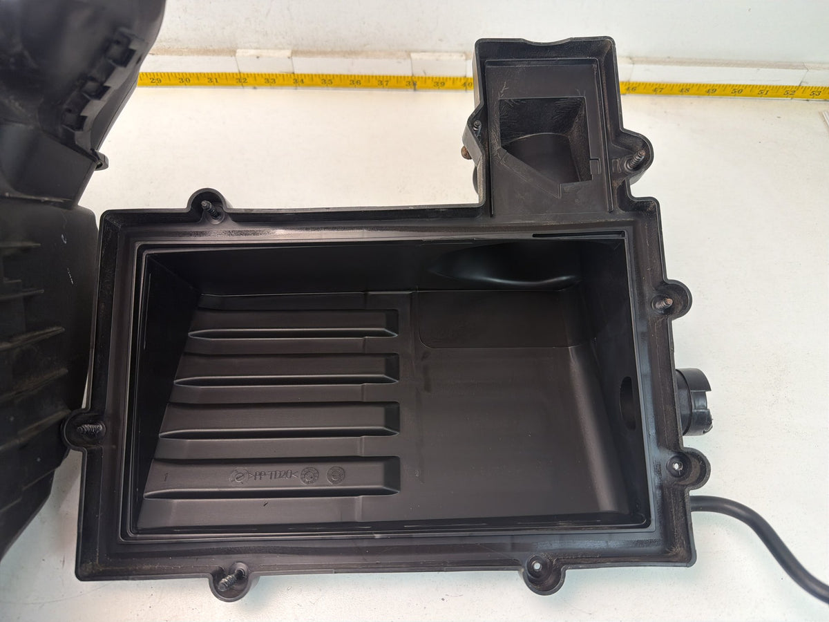2015-2020 Audi A3 8V Engine Air Cleaner Intake Filter Housing Box 5Q0129618B OEM