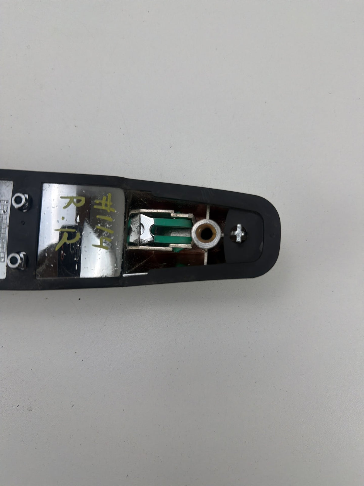 2007-2014 GMC Yukon Rear Right Passenger Side Exterior Door Handle 603569013 OEM