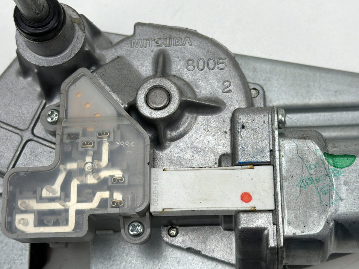 2011-2013 Infiniti QX56 Rear Window Windshield Wiper Motor Gate Actuator OEM