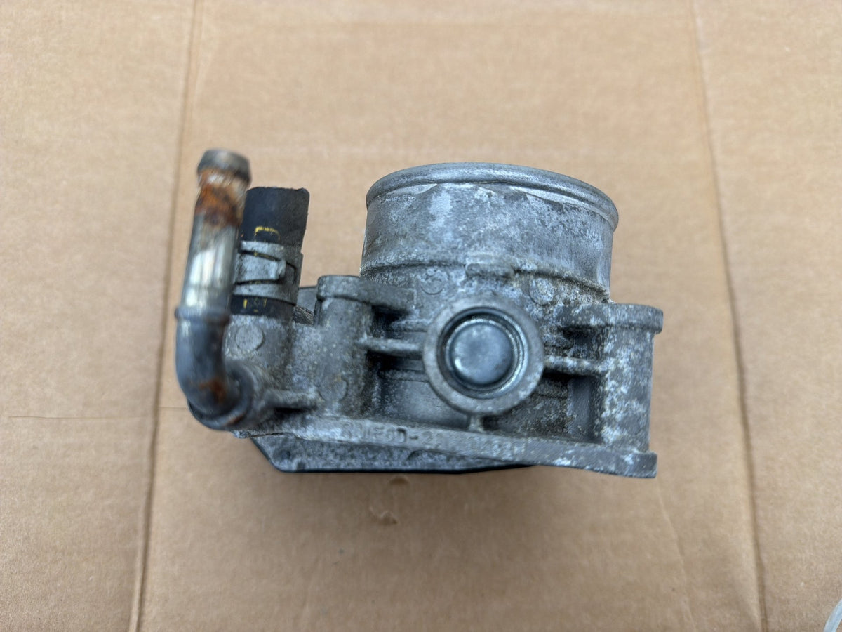2009-2013 Infiniti G37 3.7L Right Side Throttle Body Throttle Valve Assembly OEM