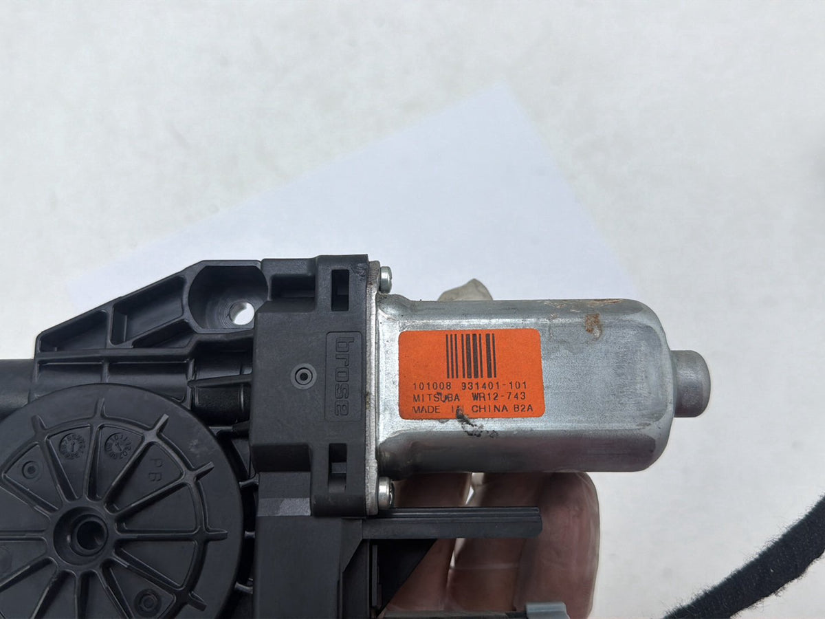 2011-2013 Dodge Durango Front Left Driver Side Power Window Regulator Motor OEM