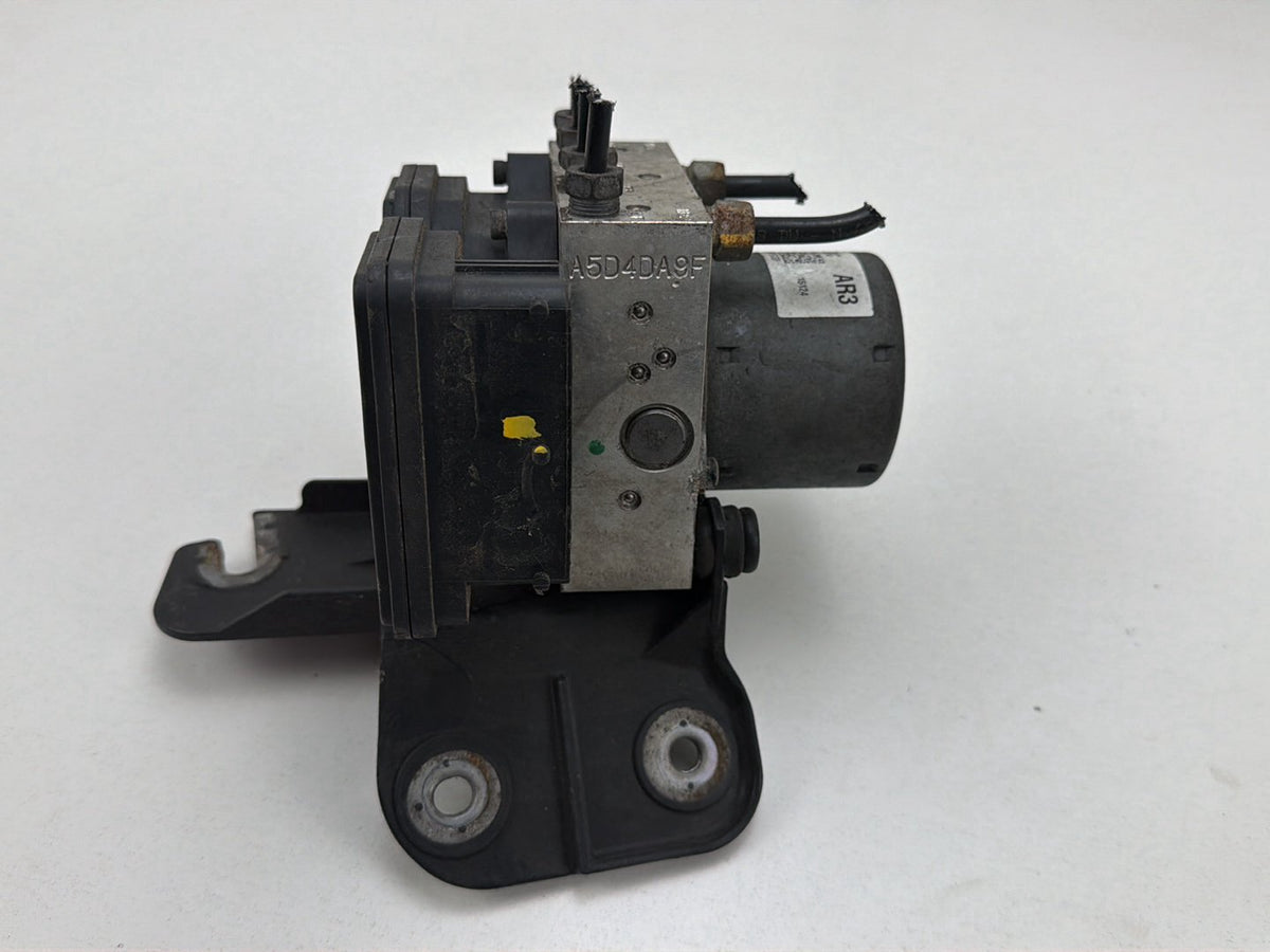 2015-2016 Chevrolet Sonic RS ABS Pump Anti-Lock Brake Control Module OEM