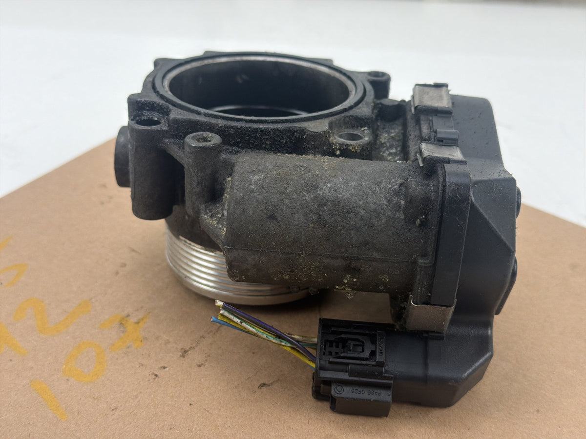 2011-2016 BMW 550i xDrive 4.4L Engine Throttle Body 7555944 OEM