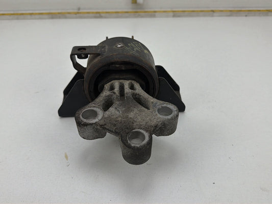 2012-2016 Chevrolet Sonic RS Upper Transmission Mount Bracket OEM
