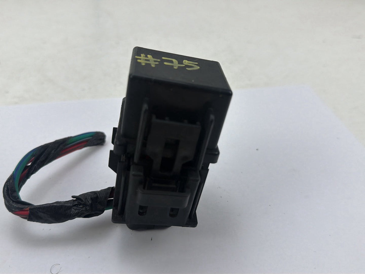2011-2013 Dodge Durango External Fuel Pump Recall Relay Block 68269523AD OEM