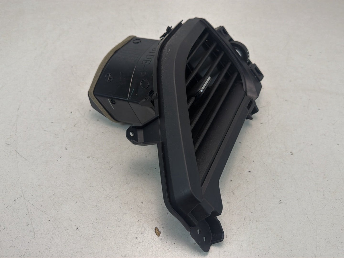 2015-2019 Toyota Sienna - Front Dash A/C Heater Air Vent Grille 55680-08030 OEM