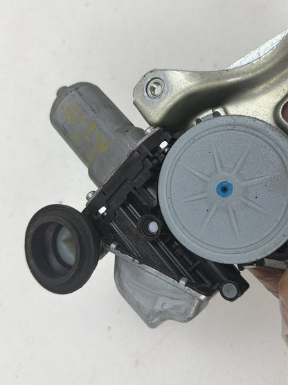 2010-2015 Toyota Prius Front Right Passenger Power Window Regulator & Motor OEM
