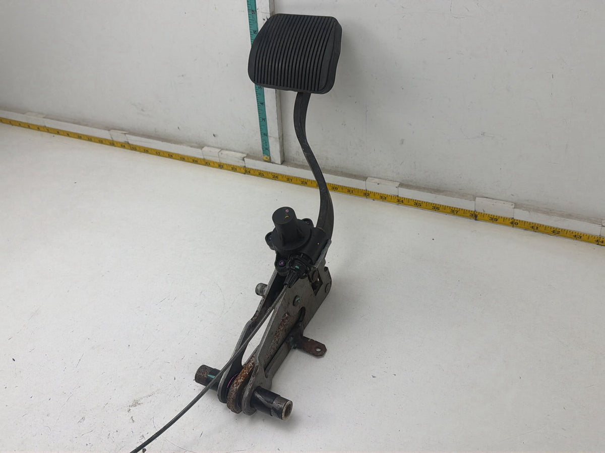 2003-2006 Lincoln Navigator Automatic Accelerator Brake Pedal OEM
